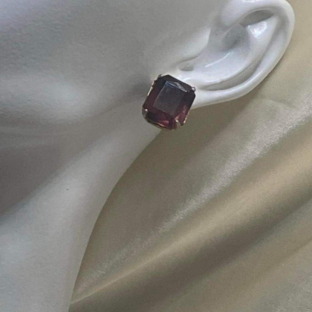 Vintage Purple Faux Amethyst Glass Stud Earrings Gold Tone Rectangular Prong Set